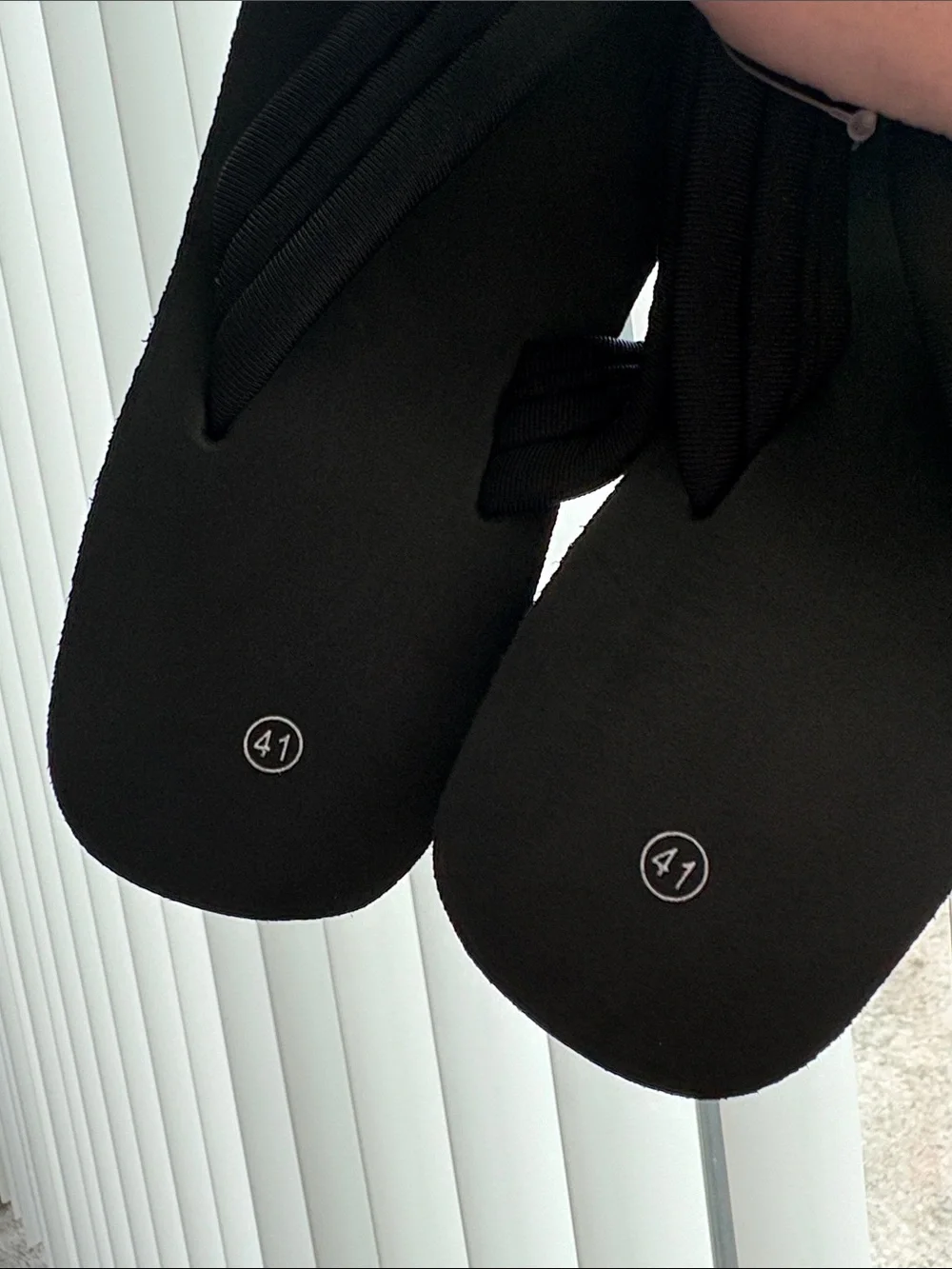 Black Thong Platform Wedge Flip Flops Size 41/10